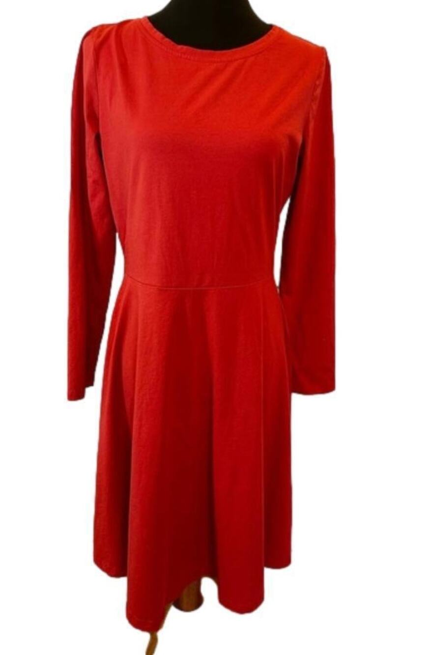 Elegant Red Long Sleeve Dress by Vettor XL